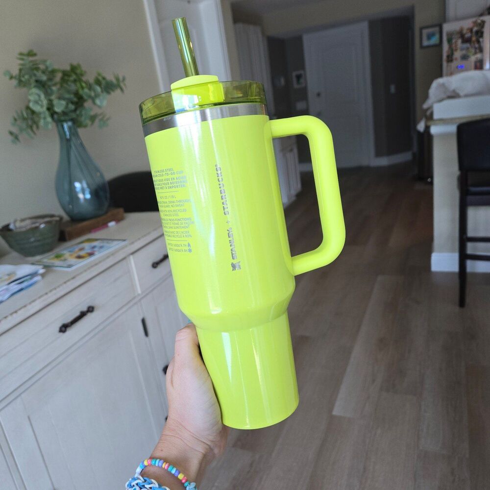 Lime Green Starbucks x Stanley - Picture 1 of 3